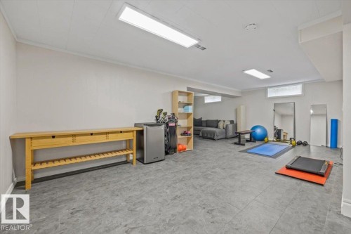 5507 102A Avenue Nw, Edmonton, AB 