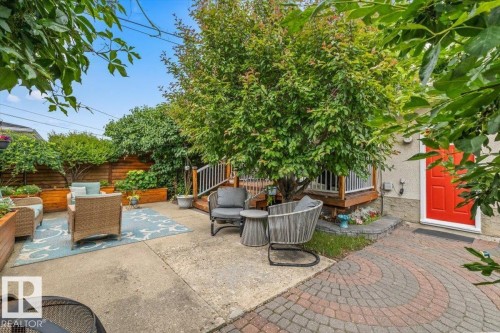 5507 102A Avenue Nw, Edmonton, AB 