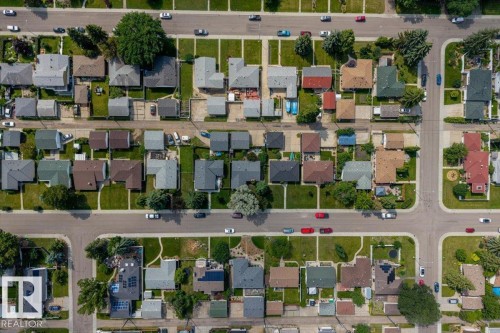 5507 102A Avenue Nw, Edmonton, AB 