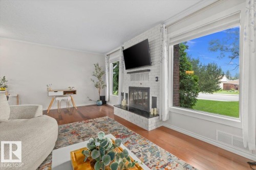 5507 102A Avenue Nw, Edmonton, AB 