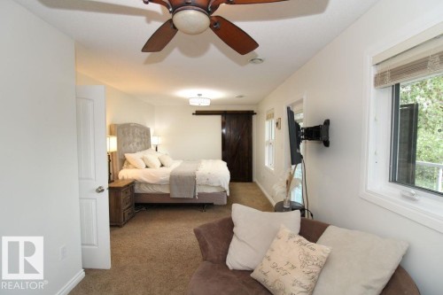 7715 84 Avenue, Edmonton, AB - Indoor Photo Showing Bedroom