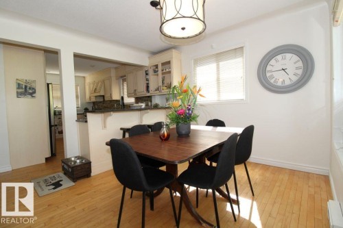 7715 84 Avenue, Edmonton, AB - Indoor Photo Showing Dining Room