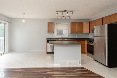 #2 13403 Cumberland Rd Nw, Edmonton, AB 