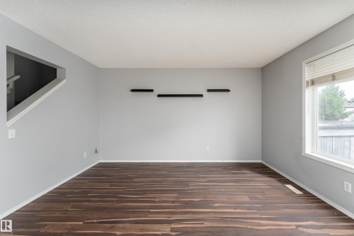 #2 13403 Cumberland Rd Nw, Edmonton, AB 