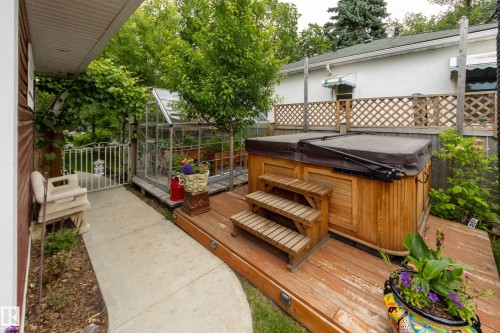 11210 60 Street Nw, Edmonton, AB 