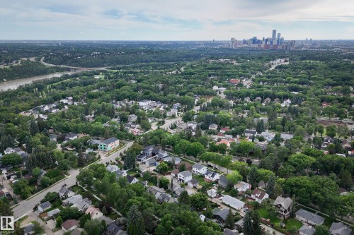 11210 60 Street Nw, Edmonton, AB 
