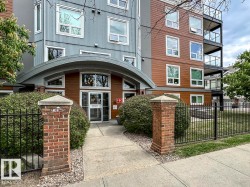 100 7839 96 Street  Edmonton, AB T6C 4R4