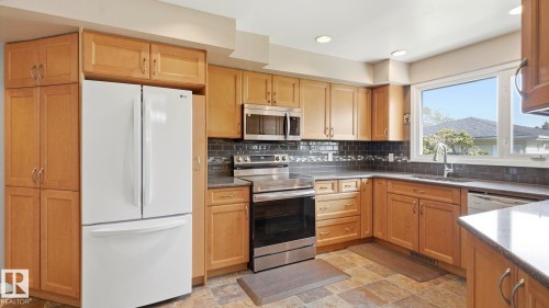 11736 35A Avenue Nw, Edmonton, AB 
