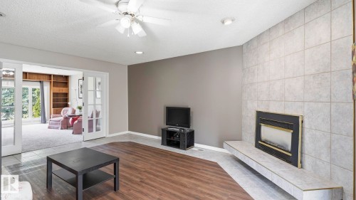 11736 35A Avenue Nw, Edmonton, AB 