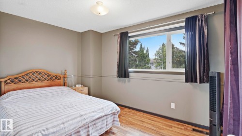 11736 35A Avenue Nw, Edmonton, AB 