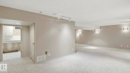 11736 35A Avenue Nw, Edmonton, AB 