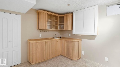 11736 35A Avenue Nw, Edmonton, AB 