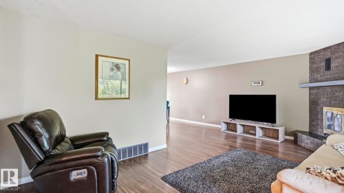 11736 35A Avenue Nw, Edmonton, AB 