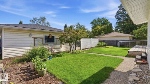 11736 35A Avenue Nw, Edmonton, AB 