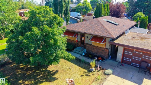 10407 45 Street Nw, Edmonton, AB 