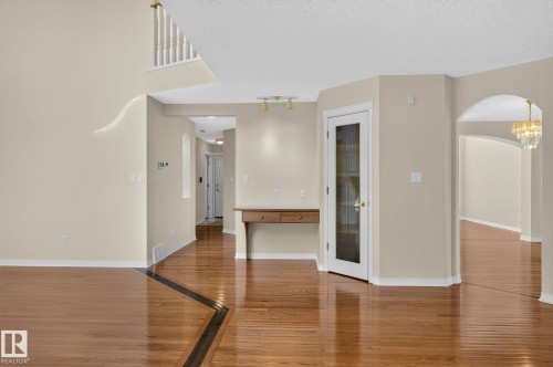 610 Hunters Close Nw, Edmonton, AB - Indoor Photo Showing Other Room