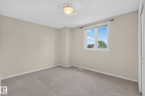 610 Hunters Close Nw, Edmonton, AB - Indoor Photo Showing Other Room