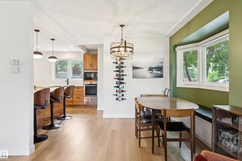 9544 148 Street Nw, Edmonton, AB - Indoor Photo Showing Dining Room