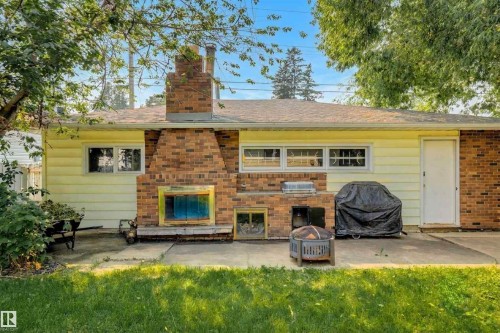 9544 148 Street Nw, Edmonton, AB - Outdoor