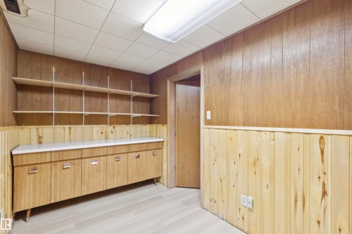 9544 148 Street Nw, Edmonton, AB - Indoor Photo Showing Other Room