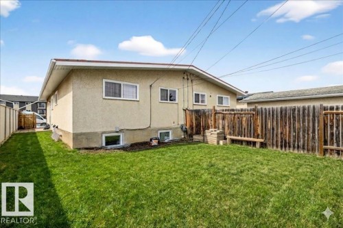 13111 82 Street Nw, Edmonton, AB 