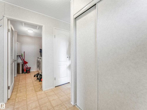 Image quality insufficient for description - 57016 Range Road 13, Rural Barrhead County, AB - Indoor Photo Showing Other Room
