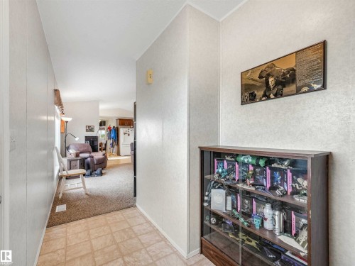 Image quality insufficient for description - 57016 Range Road 13, Rural Barrhead County, AB - Indoor Photo Showing Other Room