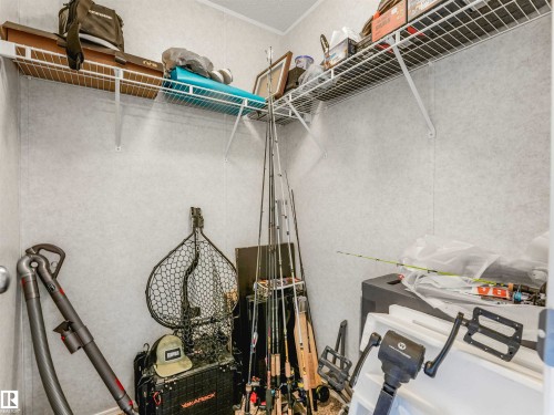 Image quality insufficient for description - 57016 Range Road 13, Rural Barrhead County, AB - Indoor With Storage