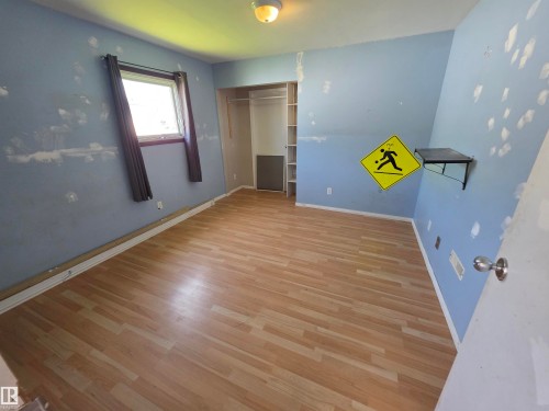 #9 5220 44 Av, Calmar, AB - Indoor Photo Showing Other Room