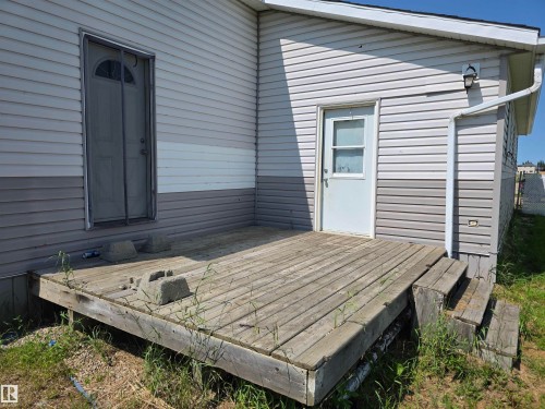 #9 5220 44 Av, Calmar, AB - Outdoor With Exterior