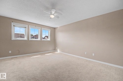 9507 Simpson Crest, Edmonton, AB - Indoor Photo Showing Other Room