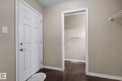 9507 Simpson Crest, Edmonton, AB - Indoor Photo Showing Other Room