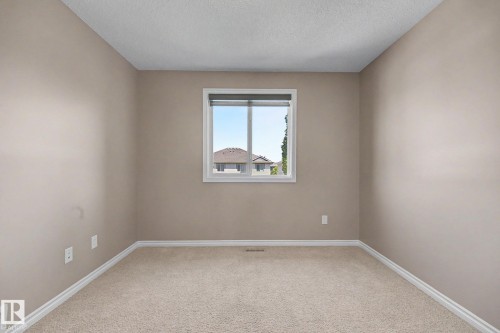 9507 Simpson Crest, Edmonton, AB - Indoor Photo Showing Other Room