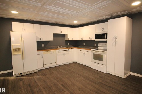 5109 47 Street, Barrhead, AB 