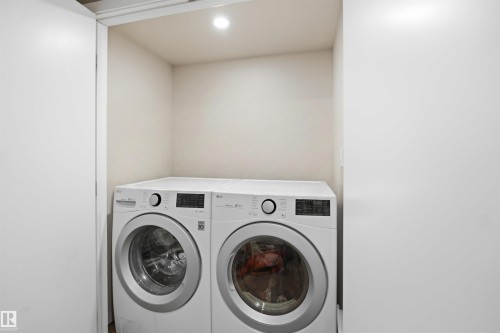 #71 10909 106 St Nw, Edmonton, AB - Indoor Photo Showing Laundry Room