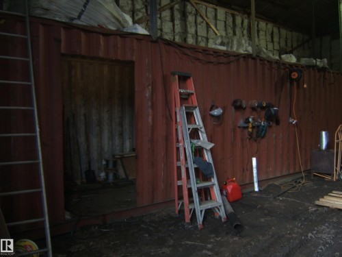 Image quality insufficient for description - 543016 Rng Rd 122, Rural Two Hills County, AB -  With Exterior