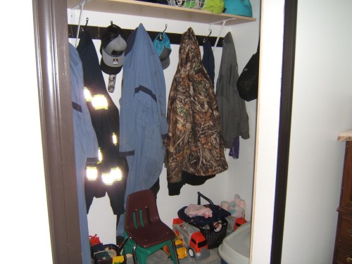 Image quality insufficient for description - 543016 Rng Rd 122, Rural Two Hills County, AB - Indoor Photo Showing Other Room