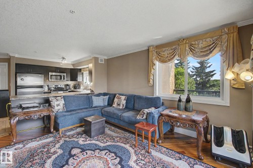#307 14604 125 St Nw, Edmonton, AB - Indoor Photo Showing Living Room
