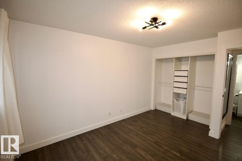 201 10345 123 Street Nw, Edmonton, AB - Indoor Photo Showing Other Room