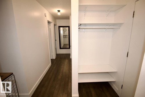 201 10345 123 Street Nw, Edmonton, AB - Indoor Photo Showing Other Room