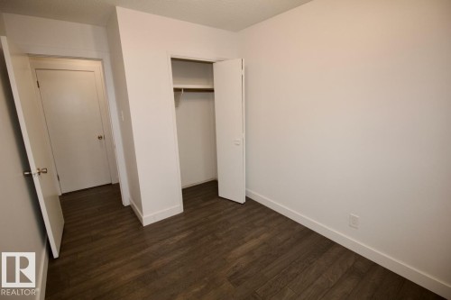 201 10345 123 Street Nw, Edmonton, AB - Indoor Photo Showing Other Room