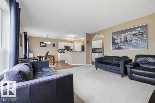 17724 90 Street Nw, Edmonton, AB - Indoor Photo Showing Living Room