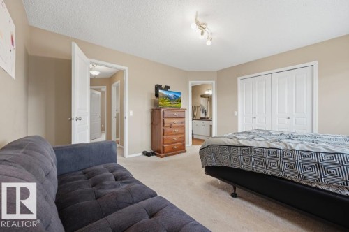 17724 90 Street Nw, Edmonton, AB - Indoor Photo Showing Bedroom