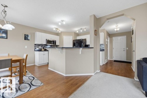 17724 90 Street Nw, Edmonton, AB - Indoor