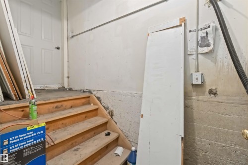 Image quality insufficient for description - 13156 101 St Nw, Edmonton, AB 