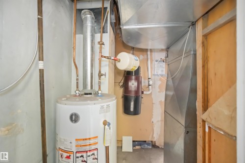 Water heater unit with copper piping - 13156 101 St Nw, Edmonton, AB 