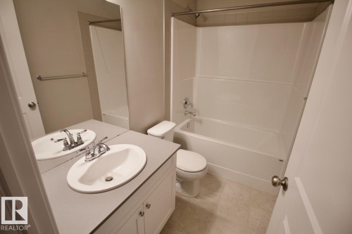208 Allard Way, Fort Saskatchewan, AB - Indoor Photo Showing Bathroom