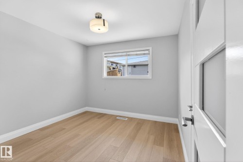 6008 97A Avenue, Edmonton, AB - Indoor Photo Showing Other Room