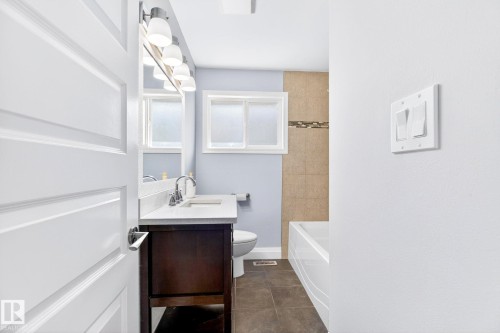 6008 97A Avenue, Edmonton, AB - Indoor Photo Showing Bathroom
