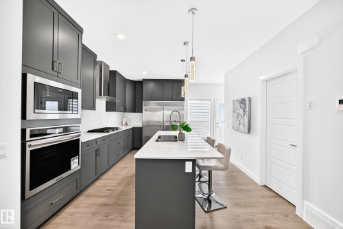 4027 Hawthorn Link Sw, Edmonton, AB 